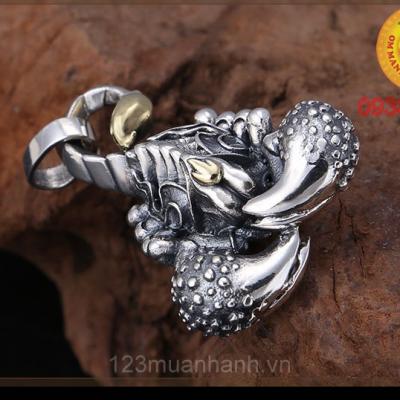 Mặt dây chuyền bò cạp